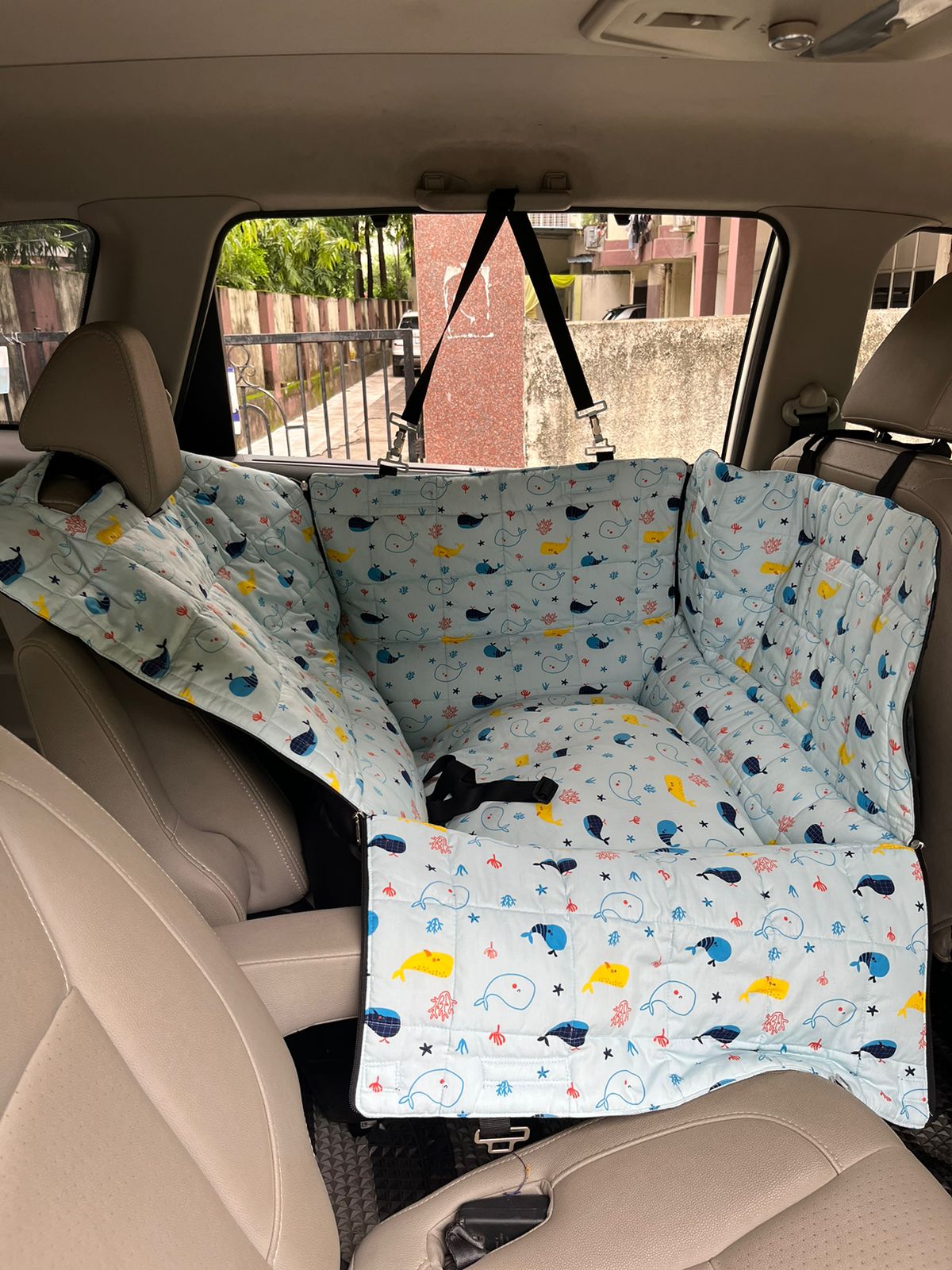 Booster Seat for dogs who need a dedicated space for dogs. This doubles up as a bed.