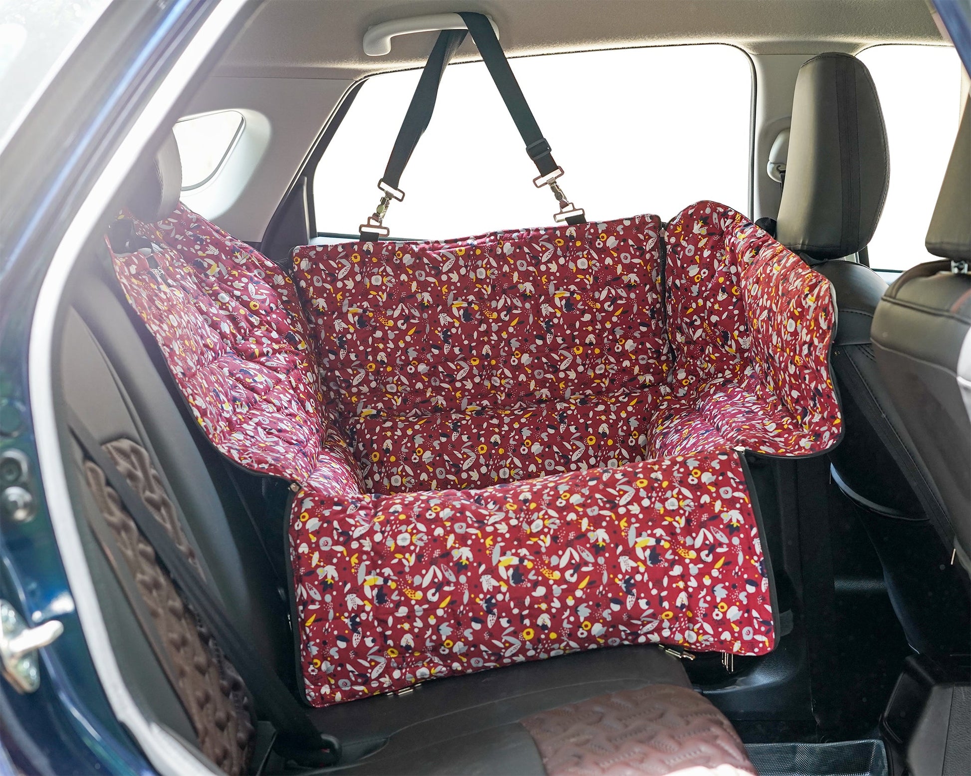 Booster Seat for dogs who need a dedicated space for dogs. This doubles up as a bed.